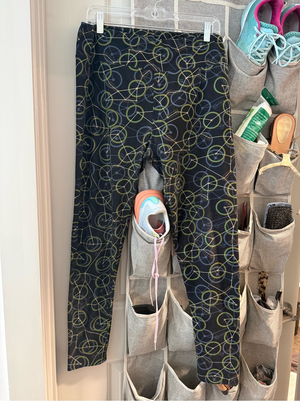 LuLaRoe Navy Leggings with Green and Light Blue Circle Print